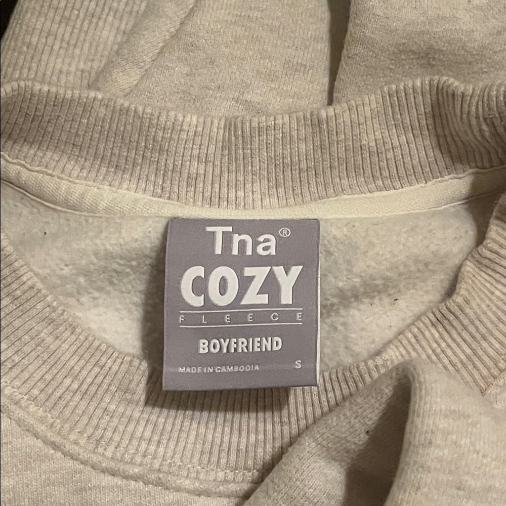 TNA Cozy Fleece Boyfriend Sweatshirt in Cream